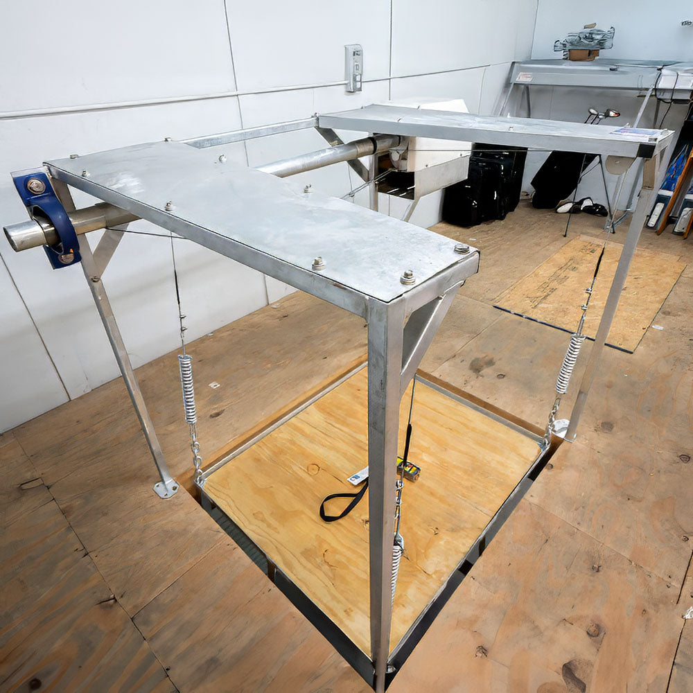 Weather Resistant Cargo Lift with Certificate of Compliance for Galvanization